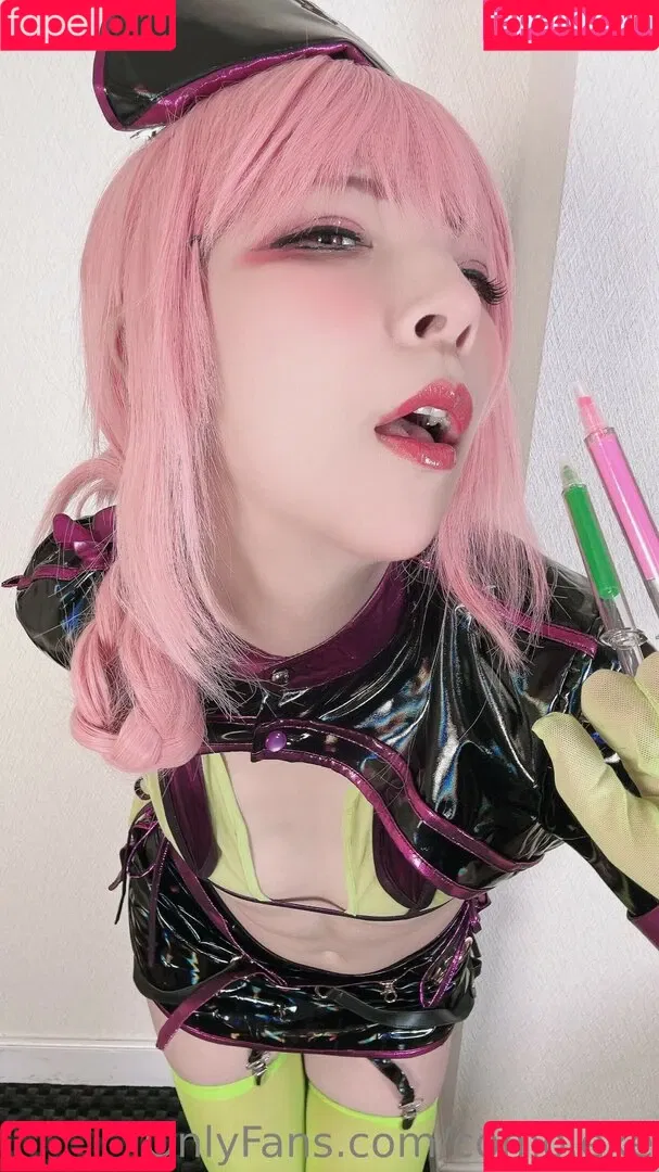 Comonun / como.exe / hitori.exe Onlyfans Photo Gallery 