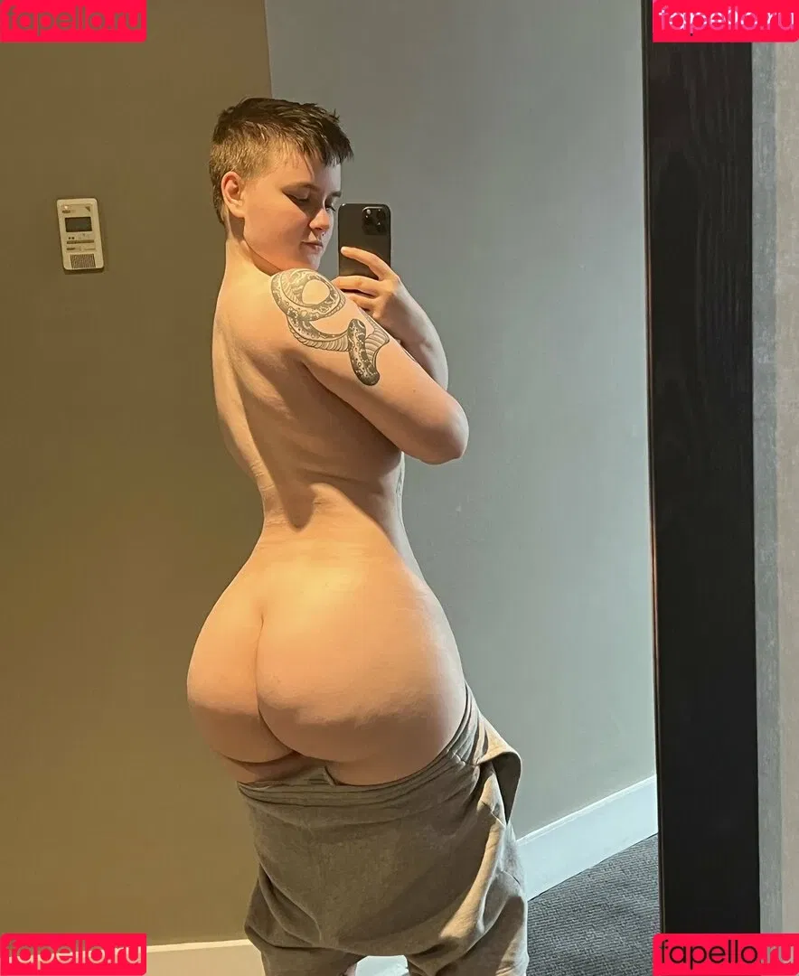 Ofscarll Onlyfans Photo Gallery 