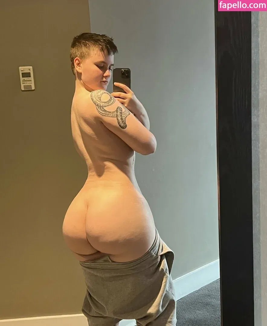 Ofscarll Onlyfans Photo Gallery 