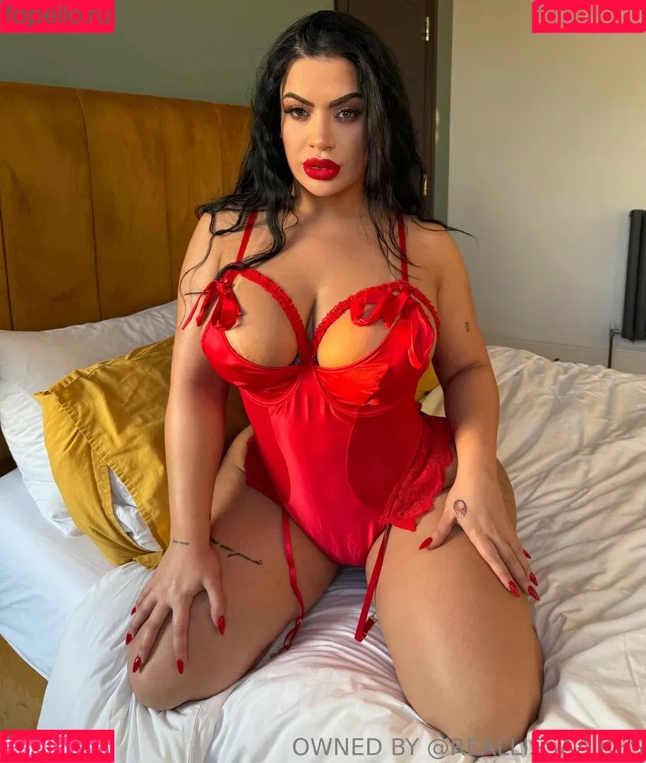 Lissa Aires / iwantlissaaires / lisa martiz / lissaaires / lissaairesa Onlyfans Photo Gallery 