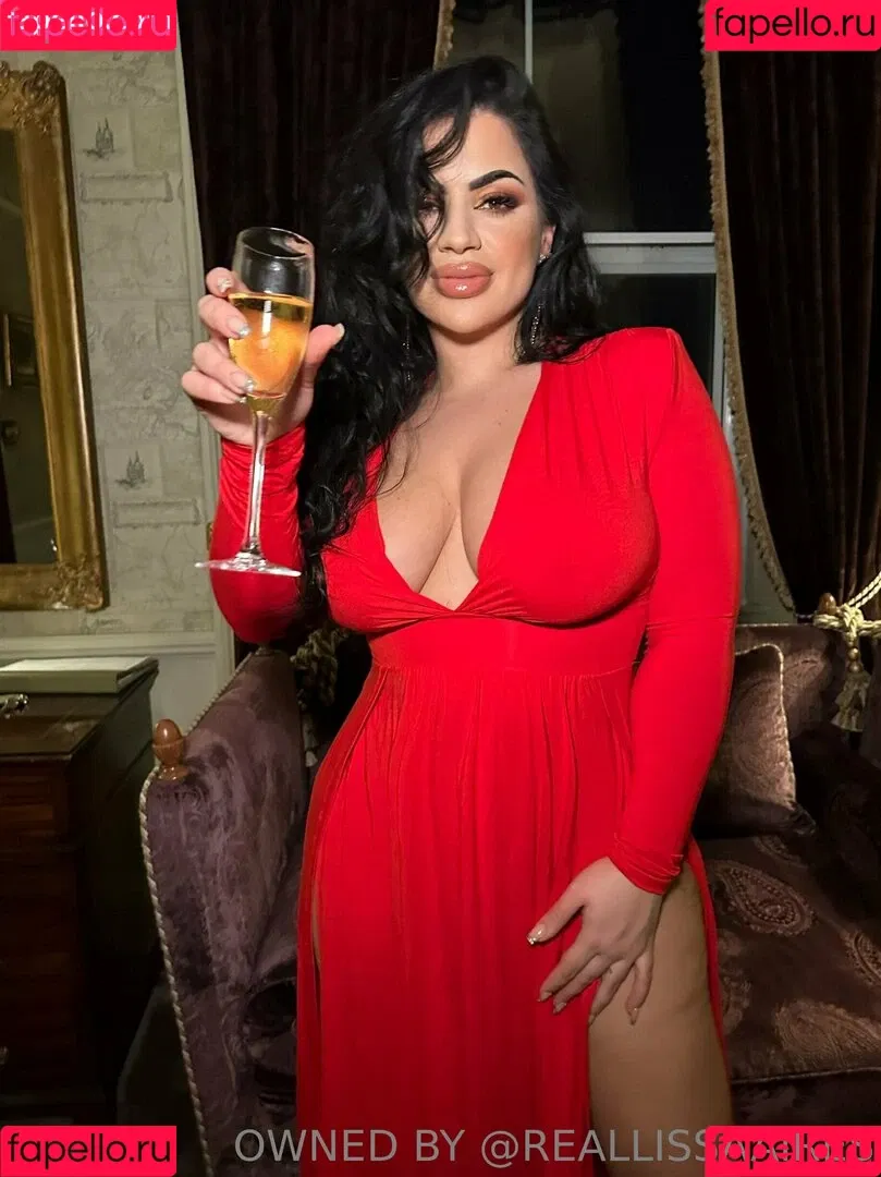 Lissa Aires / iwantlissaaires / lisa martiz / lissaaires / lissaairesa Onlyfans Photo Gallery 