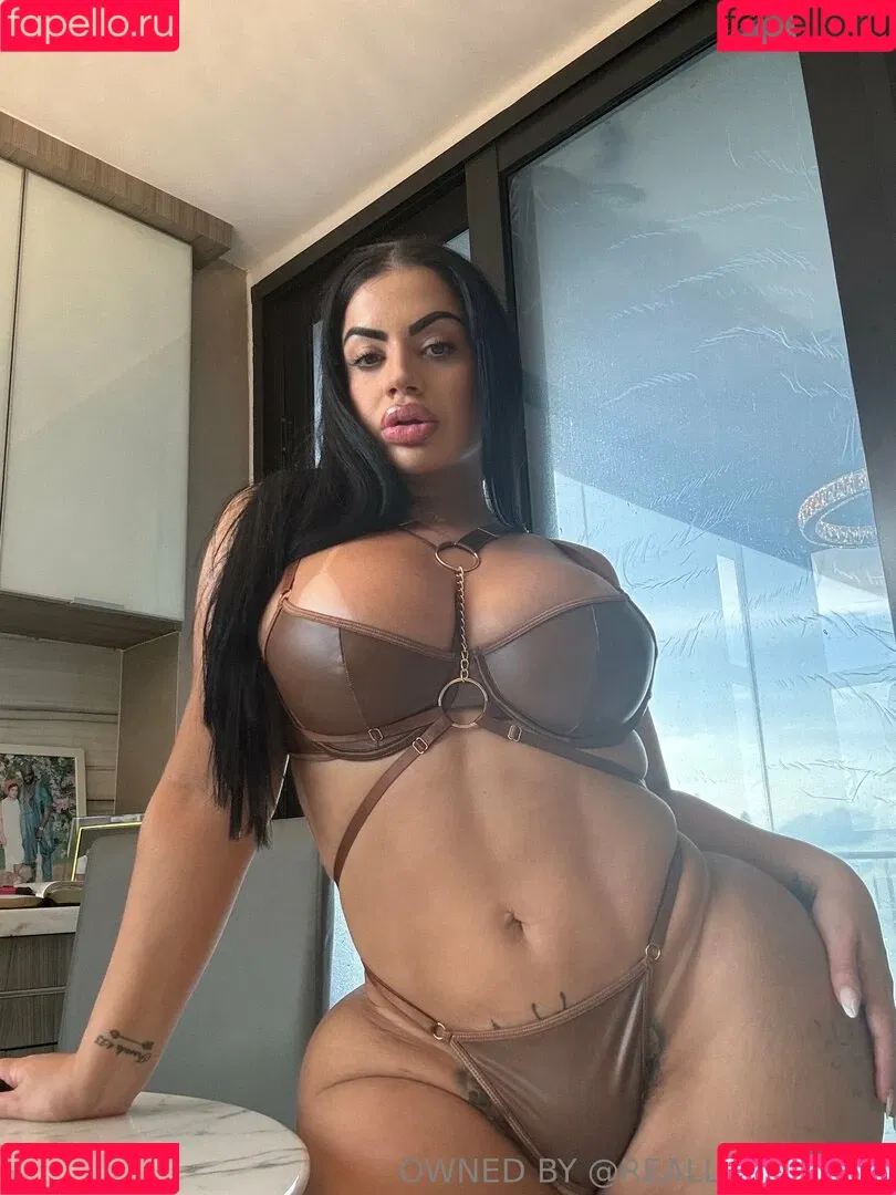 Lissa Aires / iwantlissaaires / lisa martiz / lissaaires / lissaairesa Onlyfans Photo Gallery 