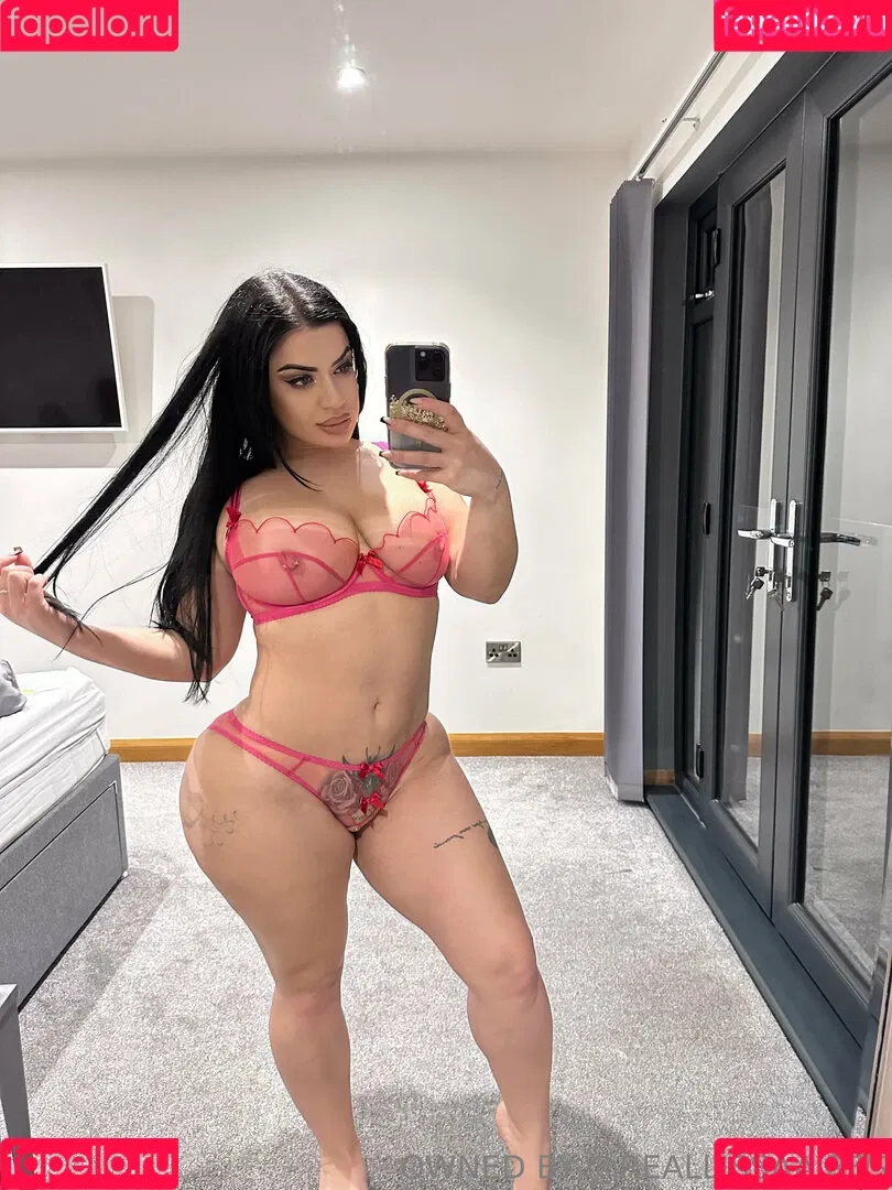 Lissa Aires / iwantlissaaires / lisa martiz / lissaaires / lissaairesa Onlyfans Photo Gallery 