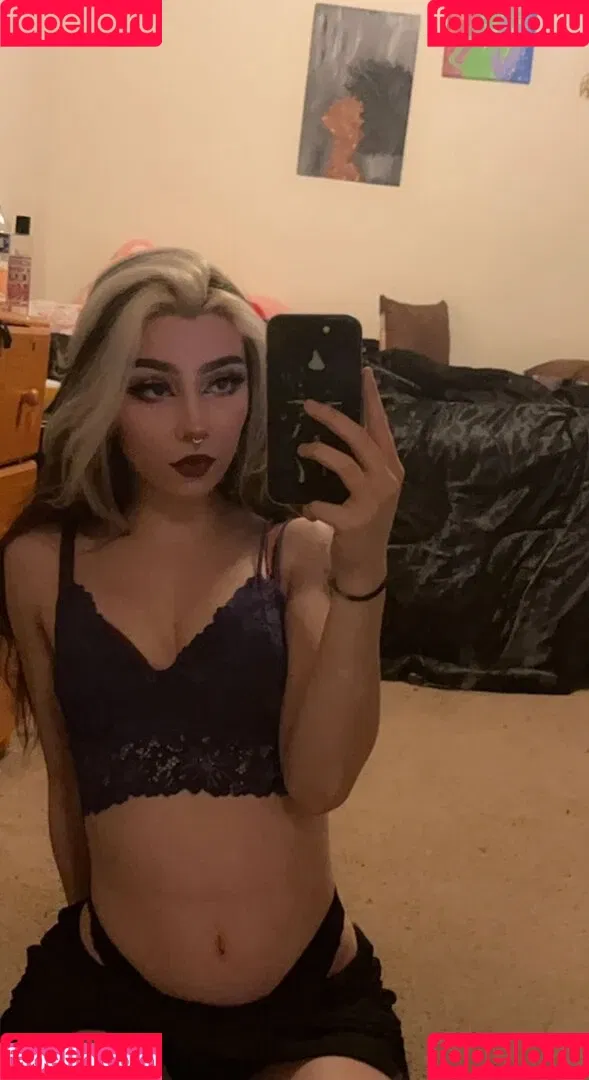 Gianna Hades / HadesHowell / gianna_hades / gmhuvo / gmuhvo Onlyfans Photo Gallery 