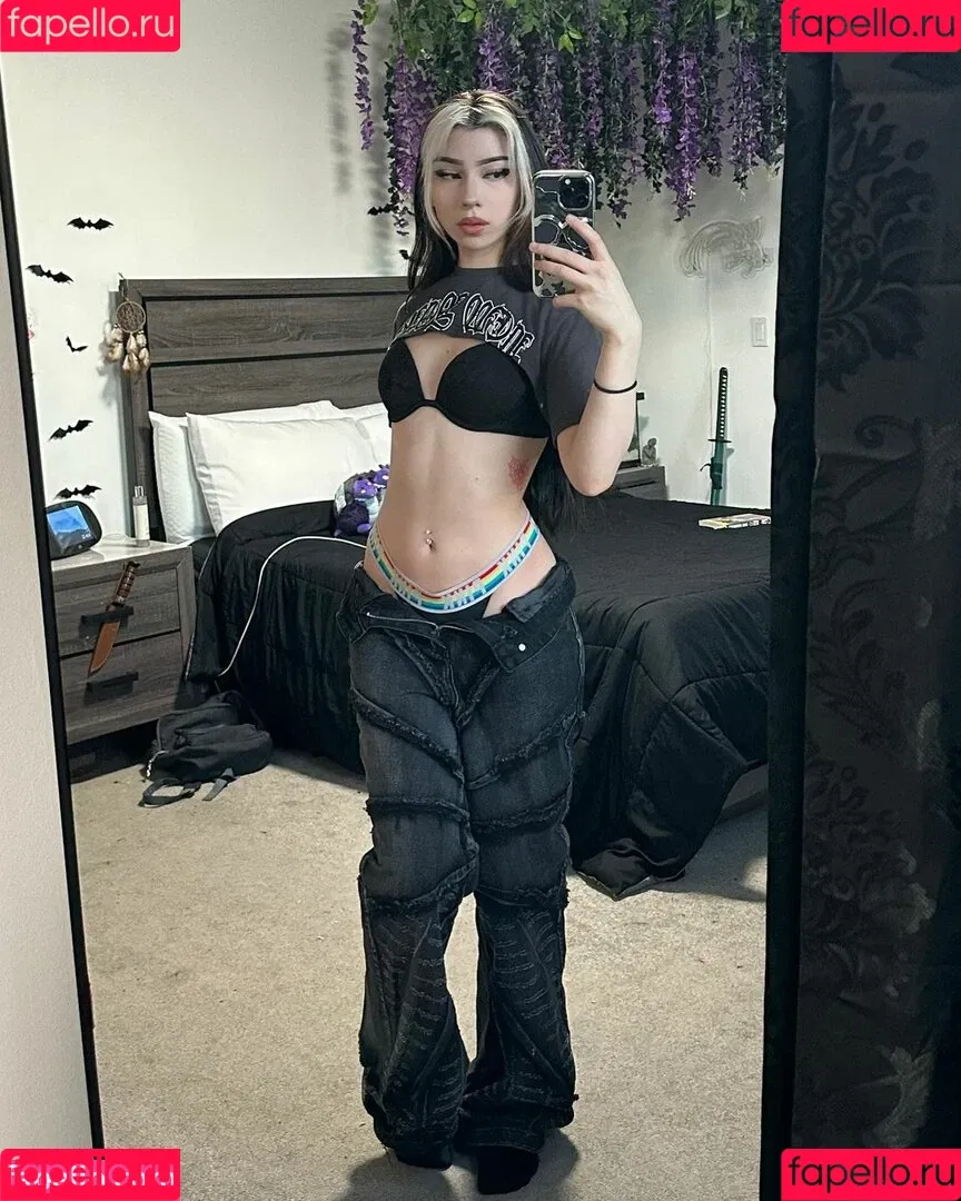 Gianna Hades / HadesHowell / gianna_hades / gmhuvo / gmuhvo Onlyfans Photo Gallery 
