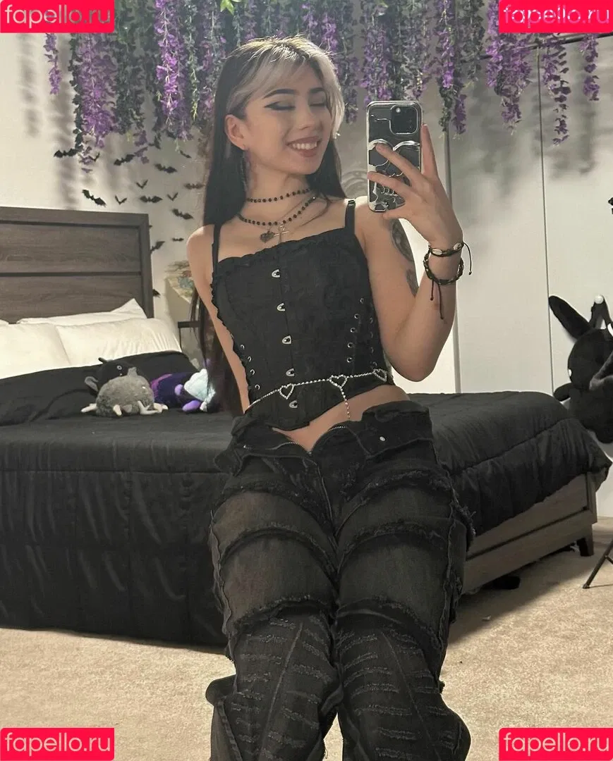 Gianna Hades / HadesHowell / gianna_hades / gmhuvo / gmuhvo Onlyfans Photo Gallery 