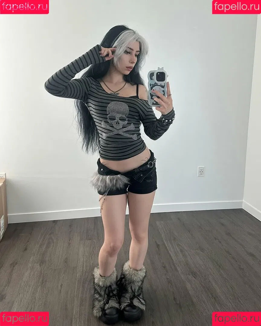 Gianna Hades / HadesHowell / gianna_hades / gmhuvo / gmuhvo Onlyfans Photo Gallery 