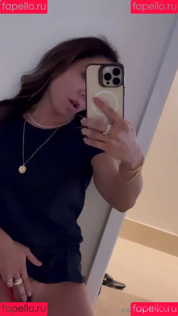 Mulher Melão / Renata Frisson / melaooficial / mulhermelao Onlyfans Photo Gallery 
