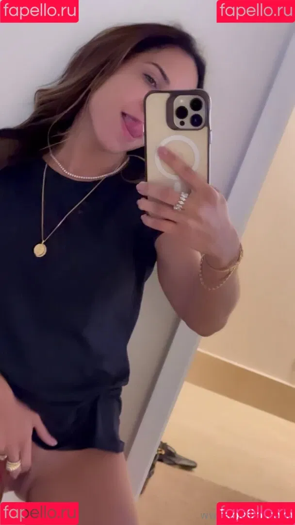 Mulher Melão / Renata Frisson / melaooficial / mulhermelao Onlyfans Photo Gallery 