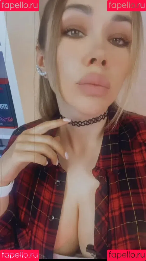 Anna Kostenko / annetkostenko Onlyfans Photo Gallery 