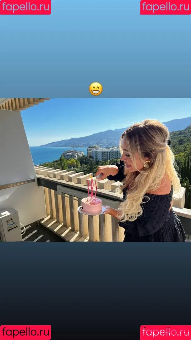 Anna Kostenko / annetkostenko Onlyfans Photo Gallery 