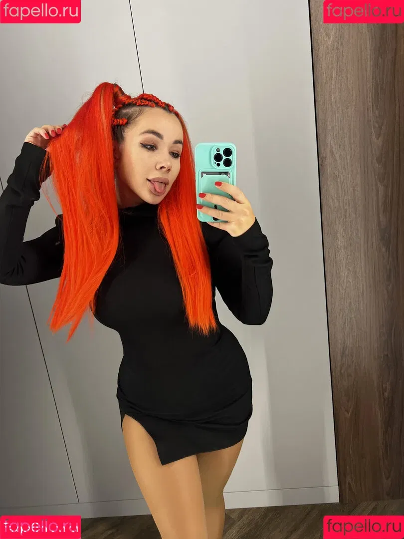 Anna Kostenko / annetkostenko Onlyfans Photo Gallery 