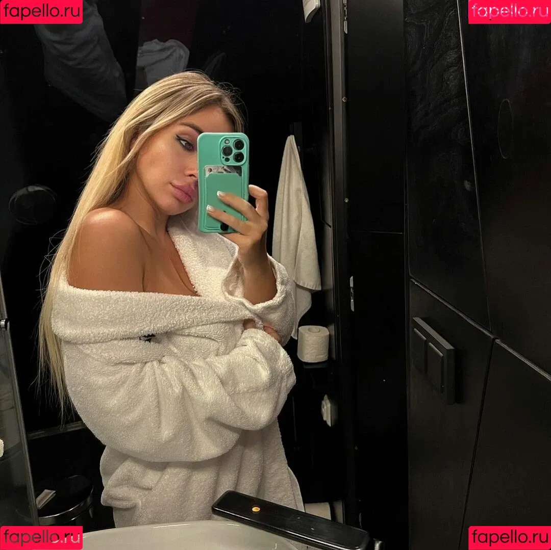 Anna Kostenko / annetkostenko Onlyfans Photo Gallery 