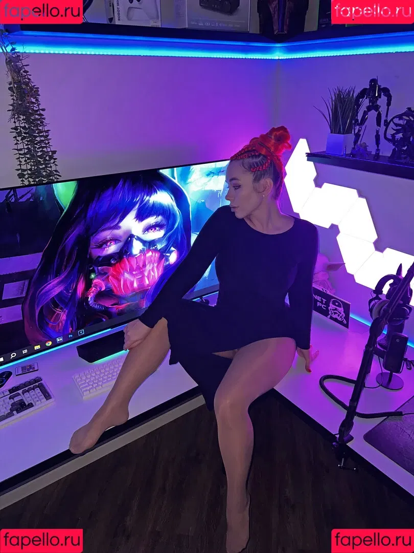 Anna Kostenko / annetkostenko Onlyfans Photo Gallery 