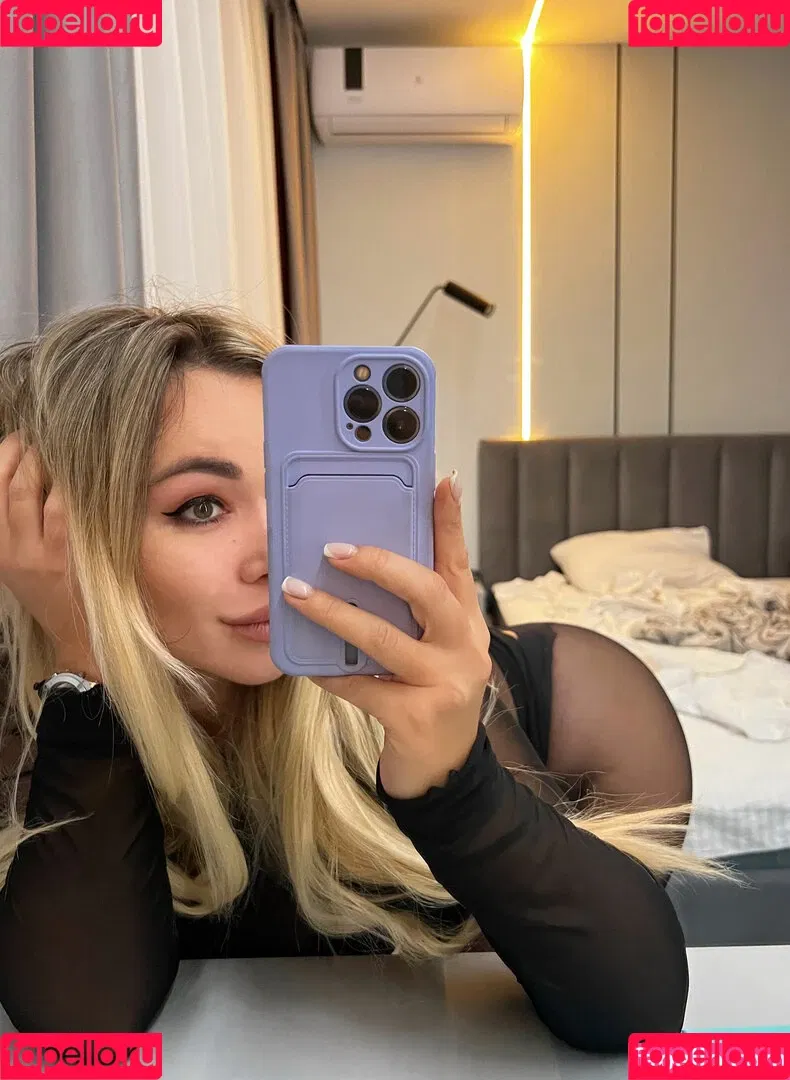 Anna Kostenko / annetkostenko Onlyfans Photo Gallery 