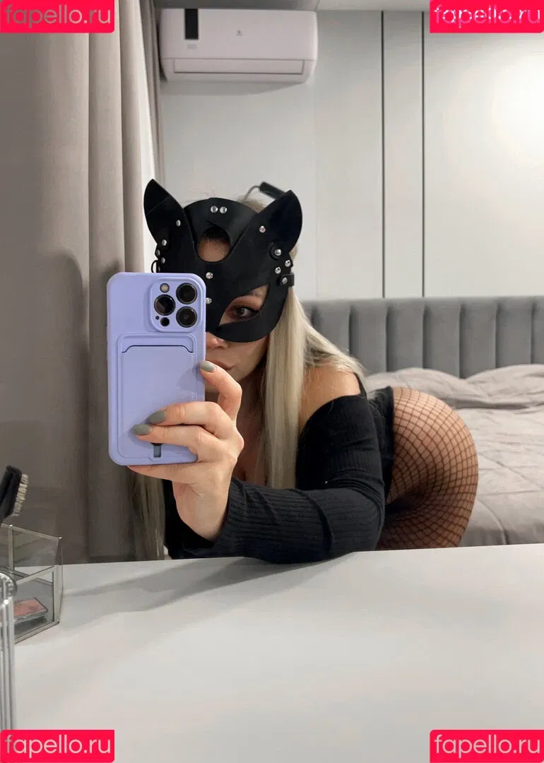 Anna Kostenko / annetkostenko Onlyfans Photo Gallery 