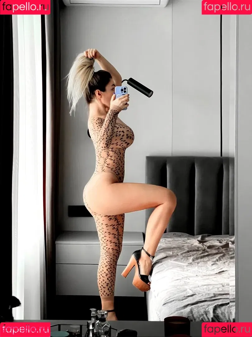 Anna Kostenko / annetkostenko Onlyfans Photo Gallery 
