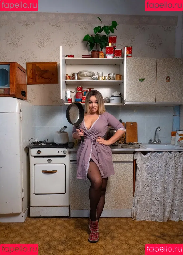 Anna Kostenko / annetkostenko Onlyfans Photo Gallery 