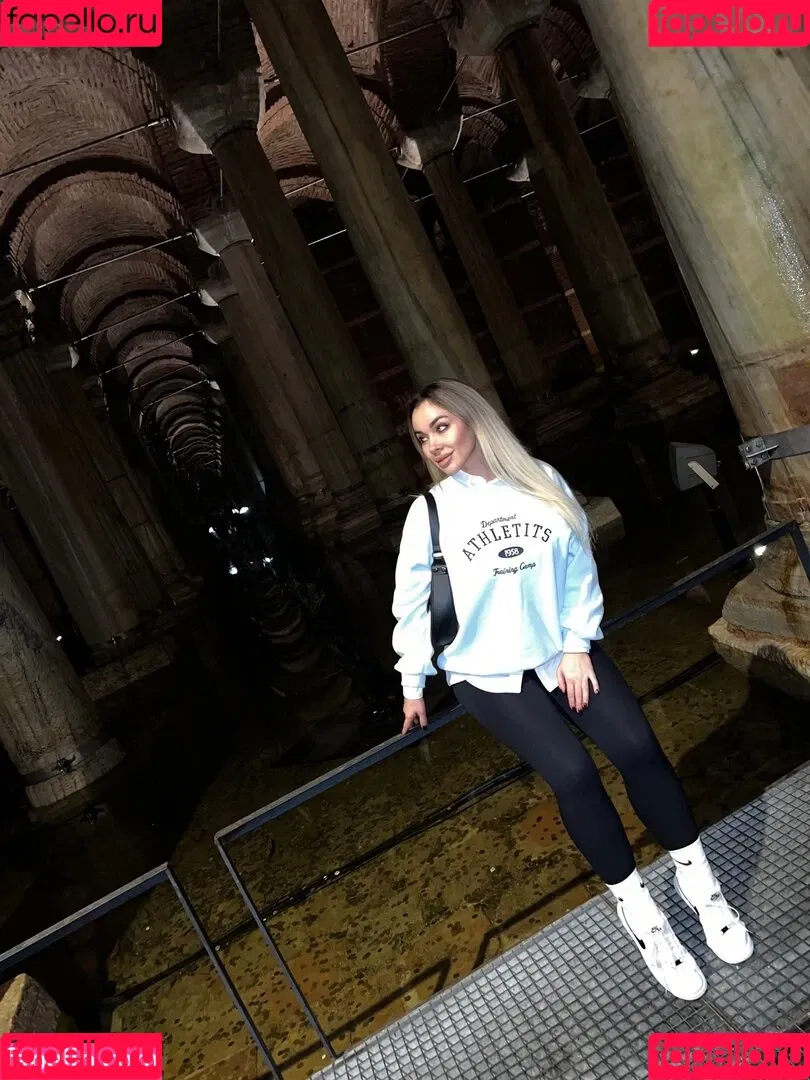 Anna Kostenko / annetkostenko Onlyfans Photo Gallery 