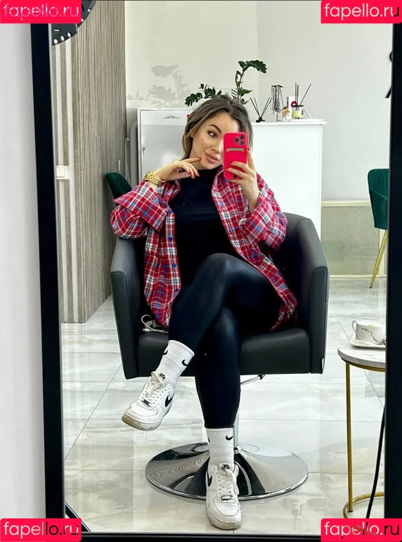 Anna Kostenko / annetkostenko Onlyfans Photo Gallery 