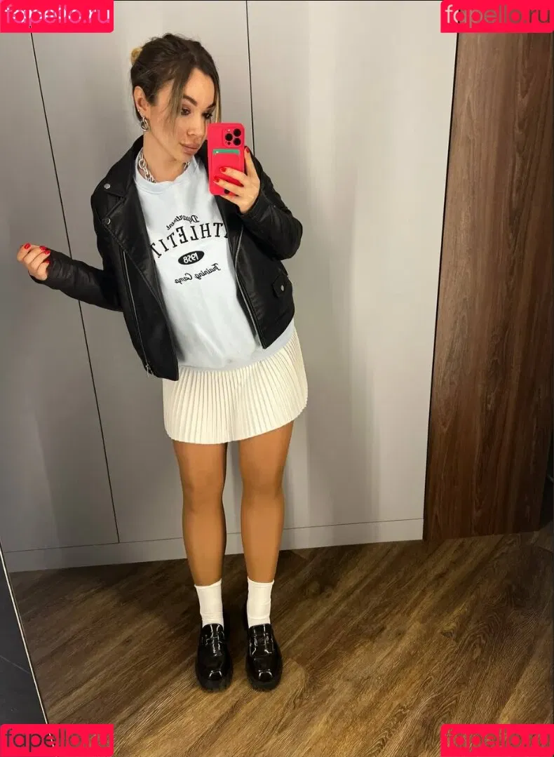 Anna Kostenko / annetkostenko Onlyfans Photo Gallery 