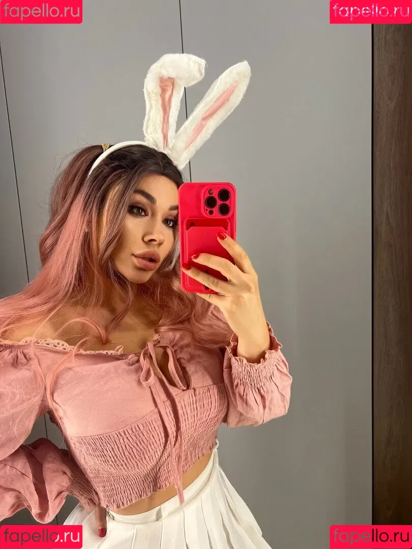 Anna Kostenko / annetkostenko Onlyfans Photo Gallery 
