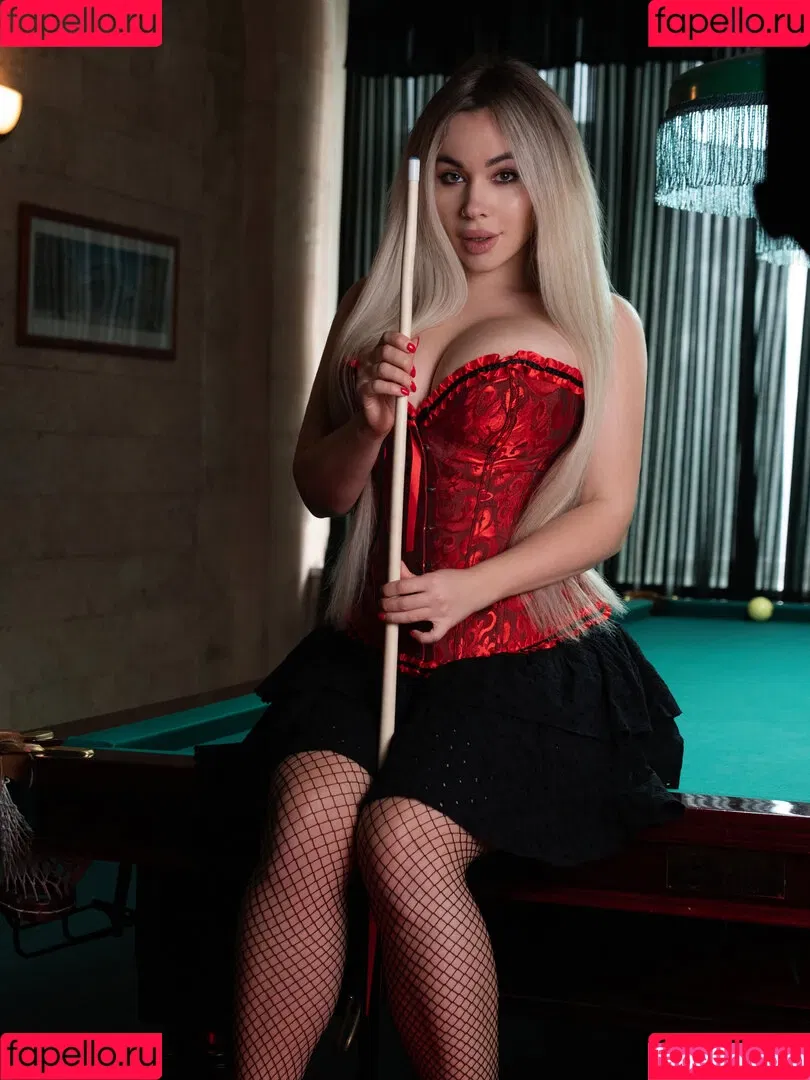 Anna Kostenko / annetkostenko Onlyfans Photo Gallery 