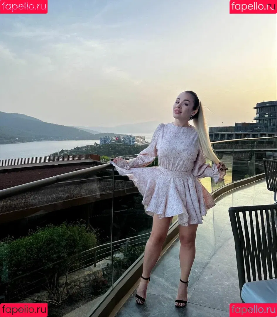 Anna Kostenko / annetkostenko Onlyfans Photo Gallery 