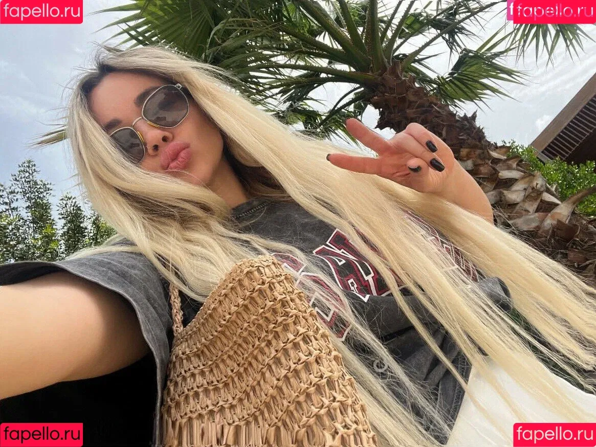 Anna Kostenko / annetkostenko Onlyfans Photo Gallery 