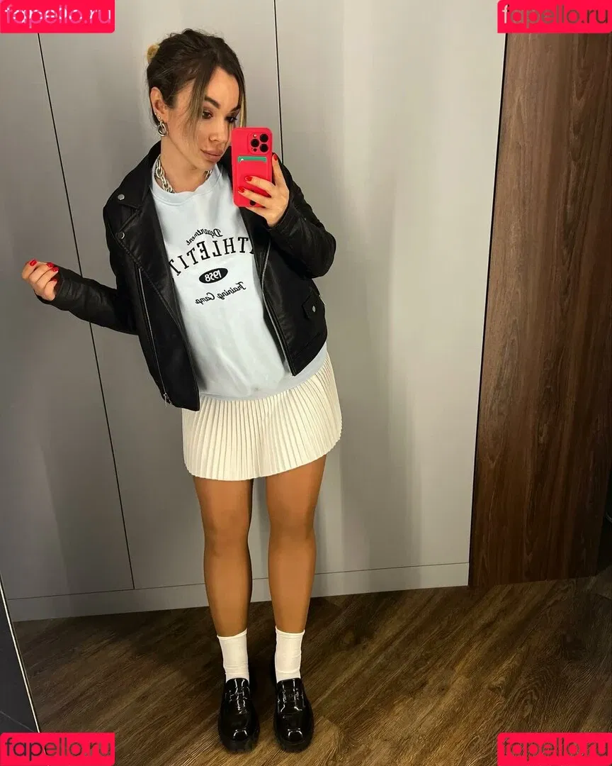 Anna Kostenko / annetkostenko Onlyfans Photo Gallery 