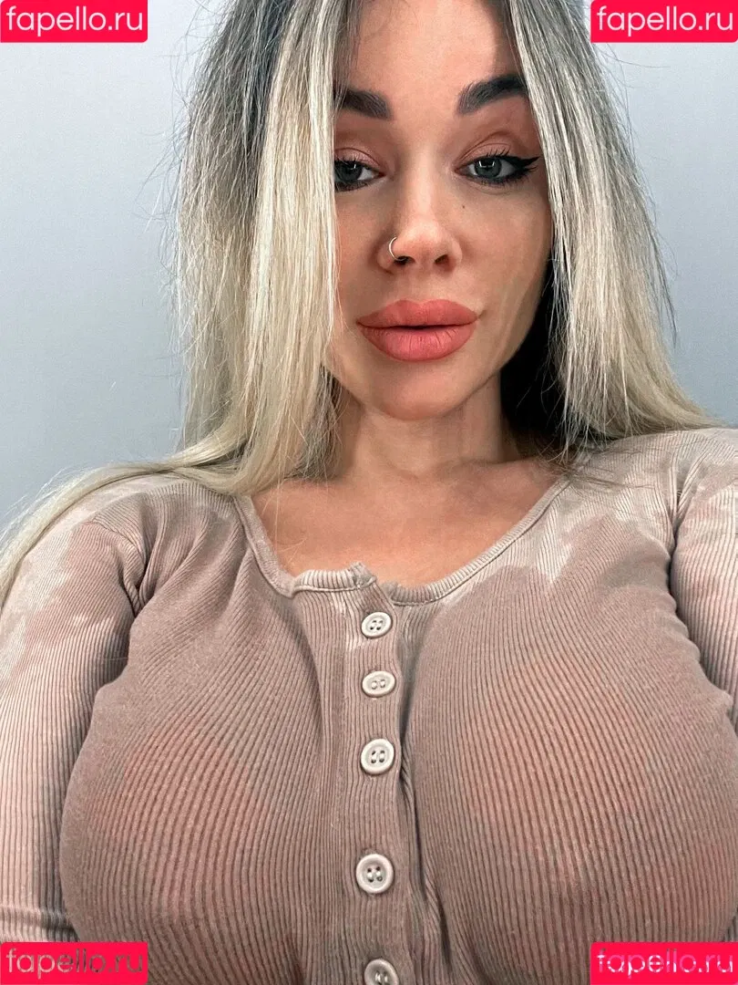 Anna Kostenko / annetkostenko Onlyfans Photo Gallery 