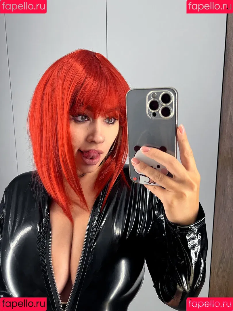 Anna Kostenko / annetkostenko Onlyfans Photo Gallery 