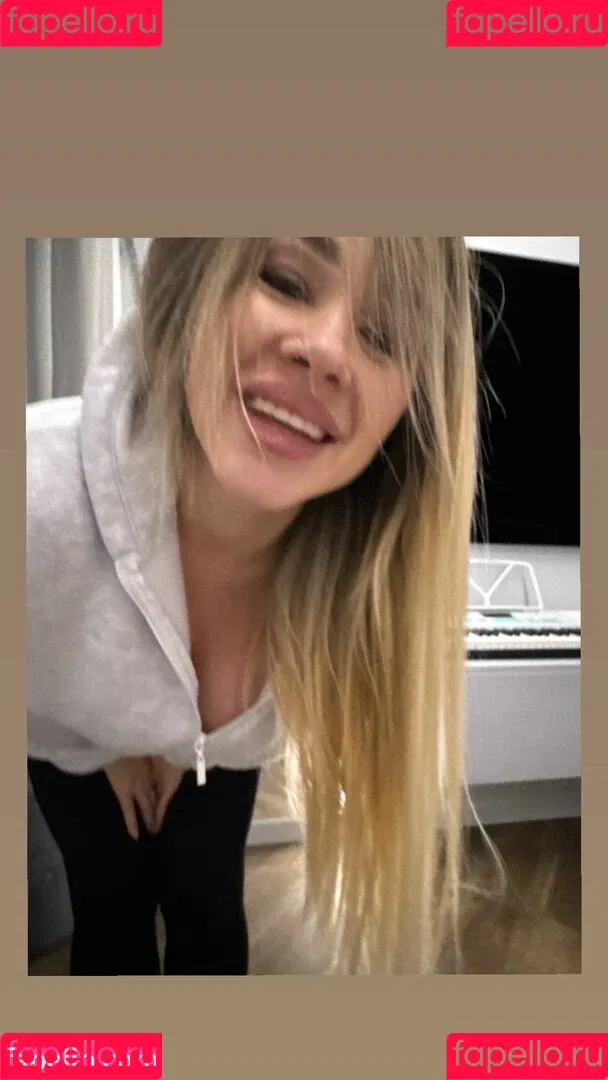 Anna Kostenko / annetkostenko Onlyfans Photo Gallery 