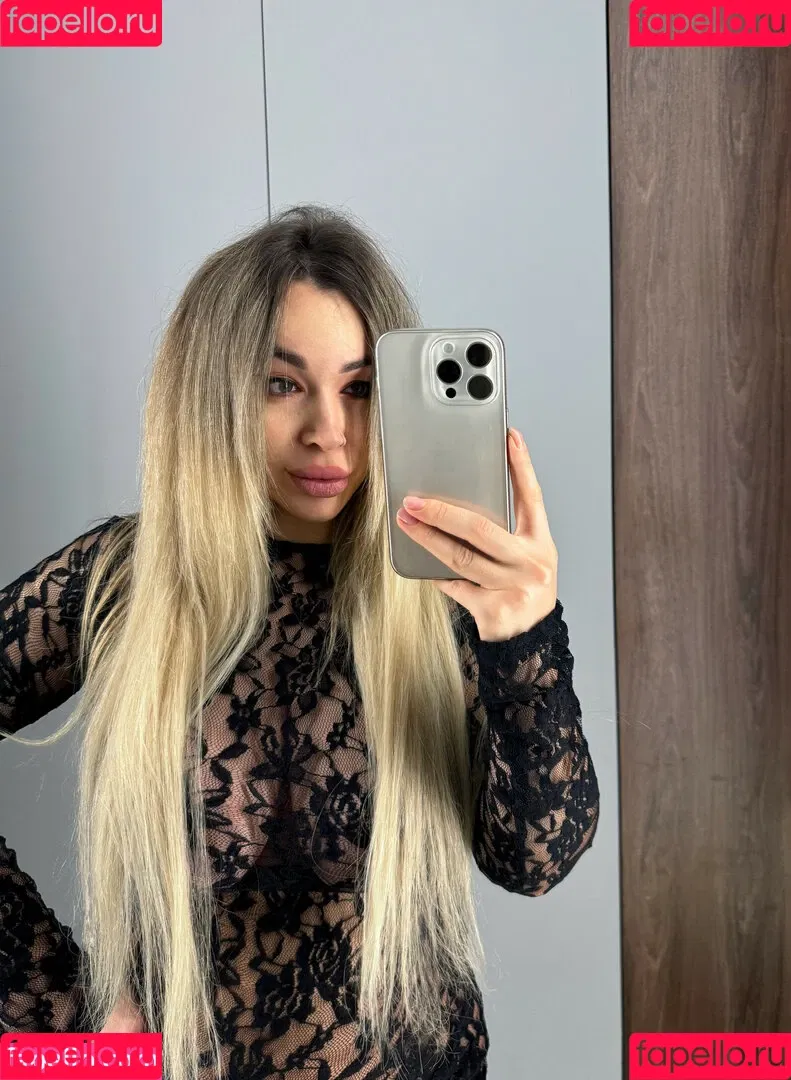 Anna Kostenko / annetkostenko Onlyfans Photo Gallery 