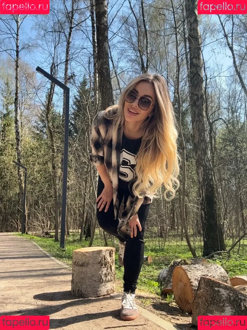 Anna Kostenko / annetkostenko Onlyfans Photo Gallery 