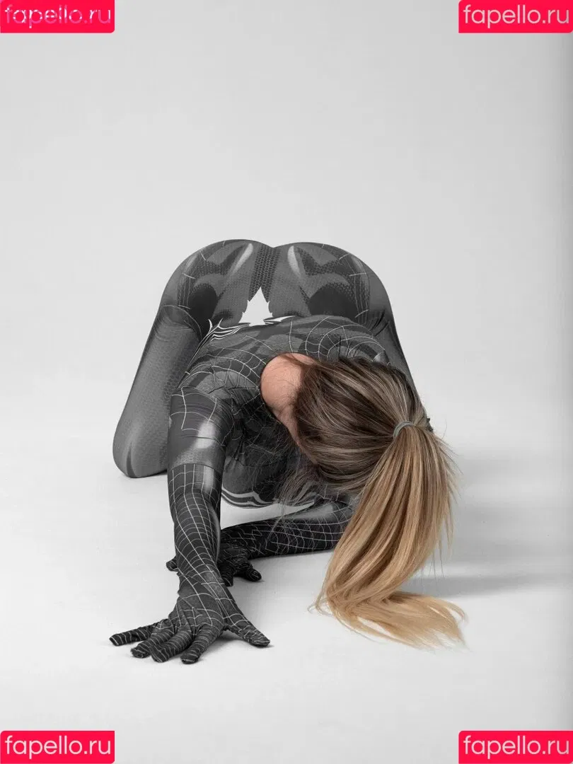 Anna Kostenko / annetkostenko Onlyfans Photo Gallery 