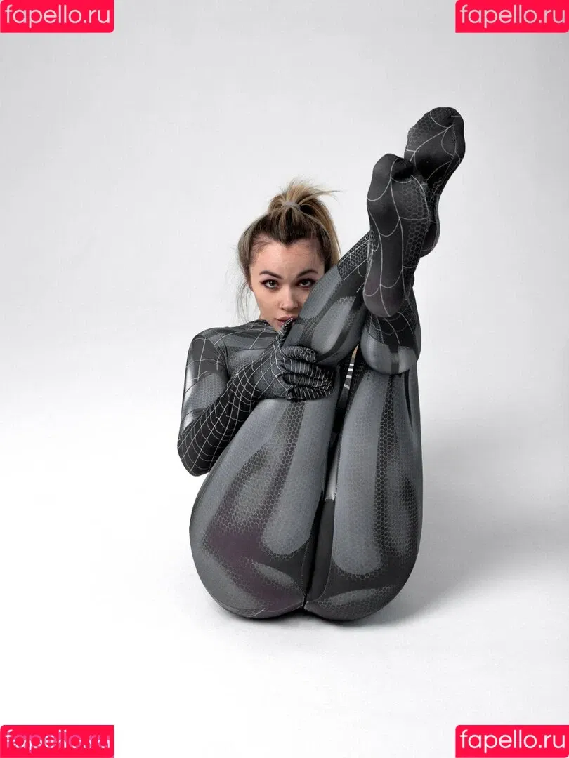 Anna Kostenko / annetkostenko Onlyfans Photo Gallery 