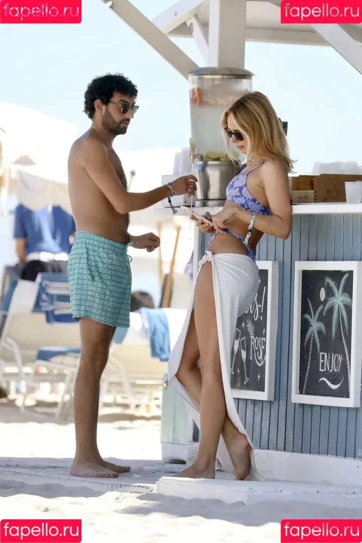 Kimberley Garner / kimberleygarner Onlyfans Photo Gallery 