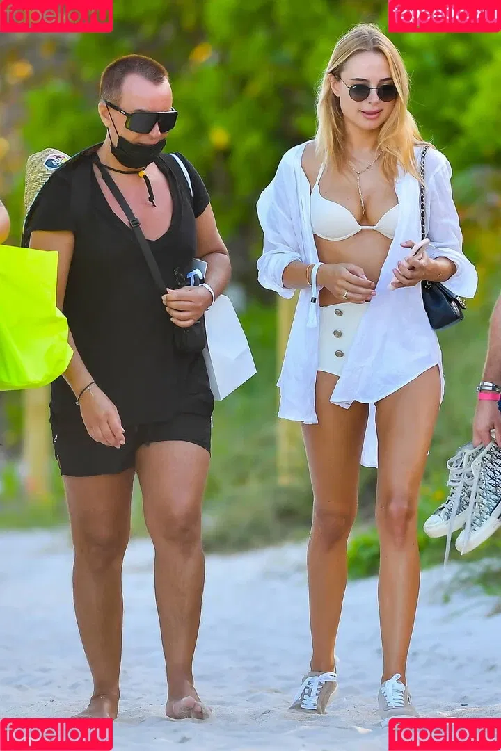 Kimberley Garner / kimberleygarner Onlyfans Photo Gallery 