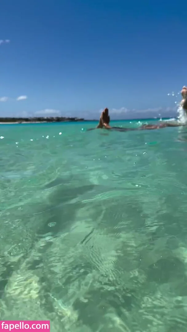 Kimberley Garner / kimberleygarner Onlyfans Photo Gallery 