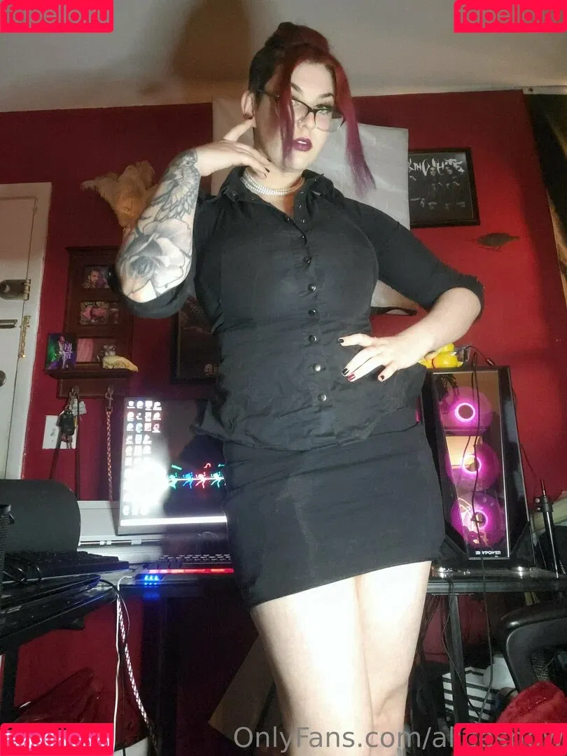 alicesnow / byalicesnow Onlyfans Photo Gallery 