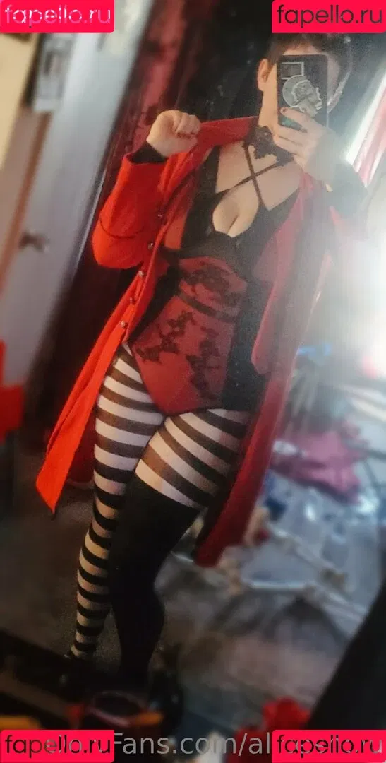 alicesnow / byalicesnow Onlyfans Photo Gallery 