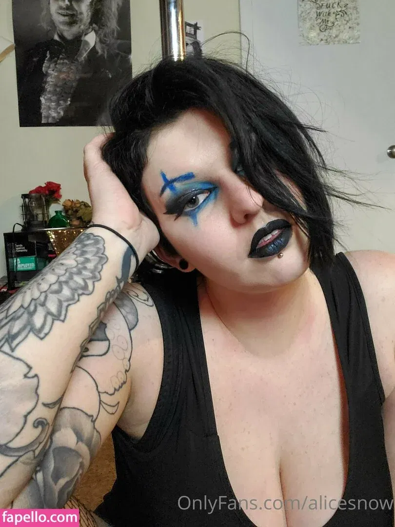 alicesnow / byalicesnow Onlyfans Photo Gallery 