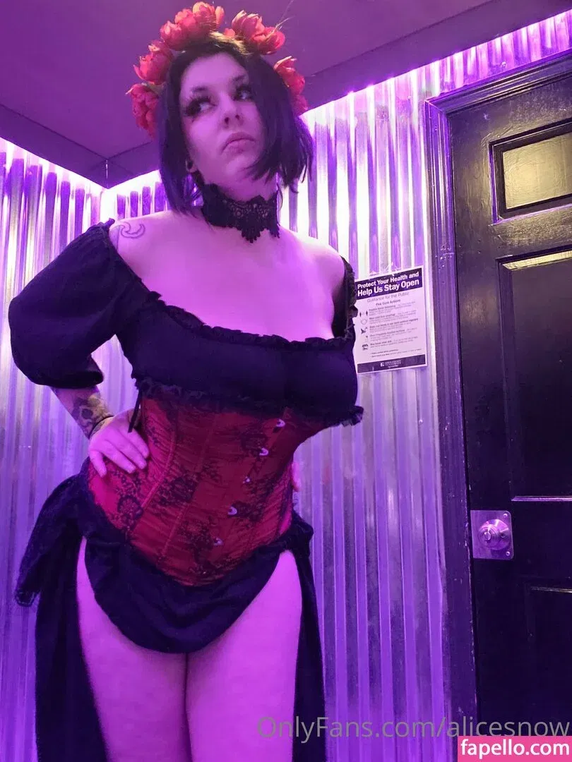alicesnow / byalicesnow Onlyfans Photo Gallery 