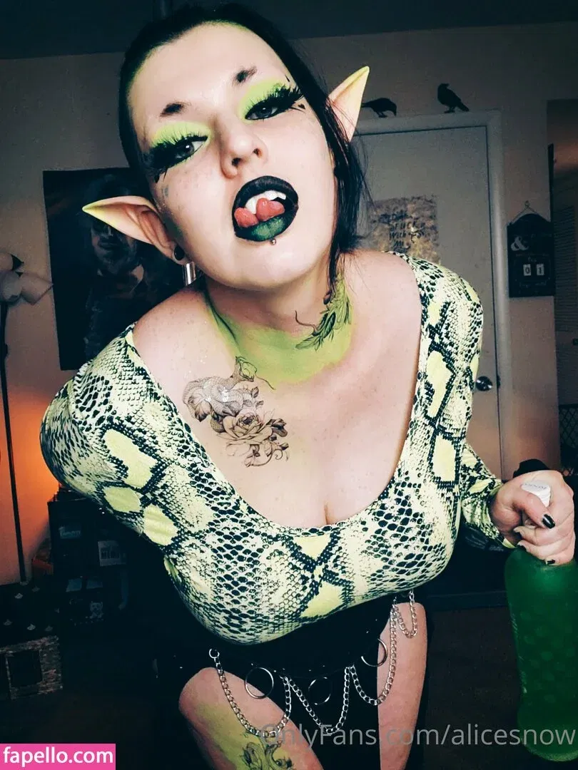 alicesnow / byalicesnow Onlyfans Photo Gallery 