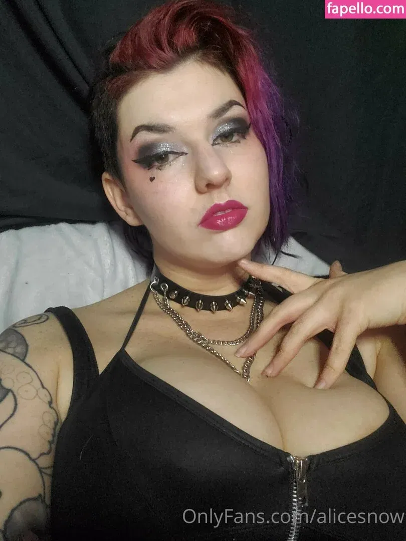 alicesnow / byalicesnow Onlyfans Photo Gallery 