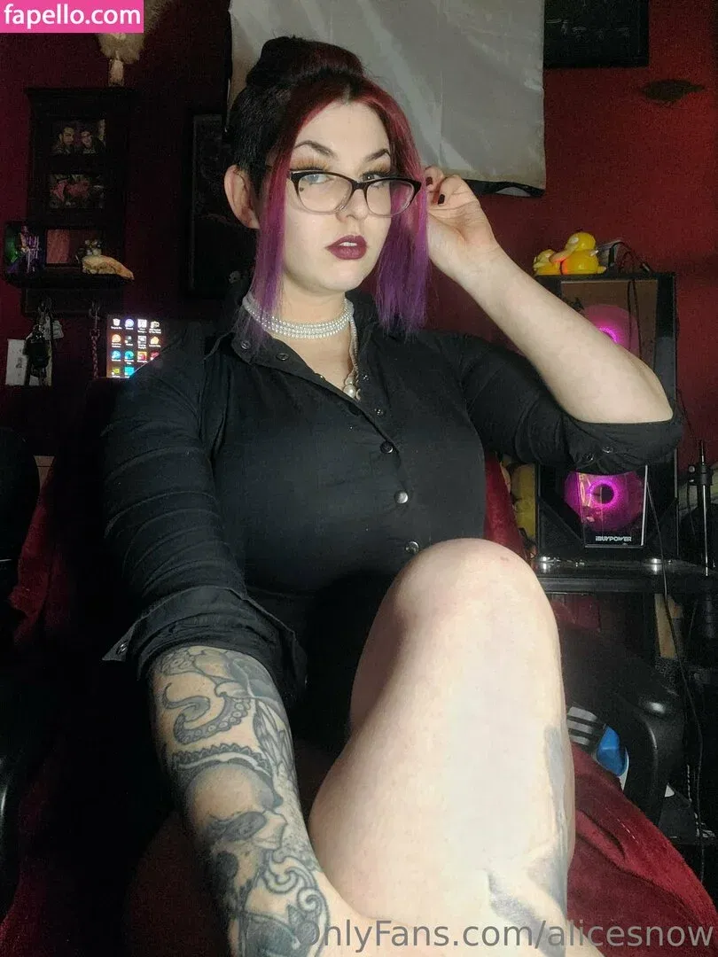 alicesnow / byalicesnow Onlyfans Photo Gallery 