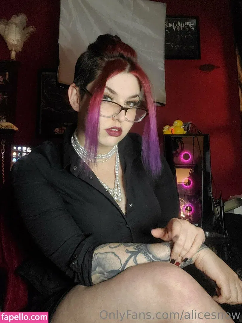 alicesnow / byalicesnow Onlyfans Photo Gallery 