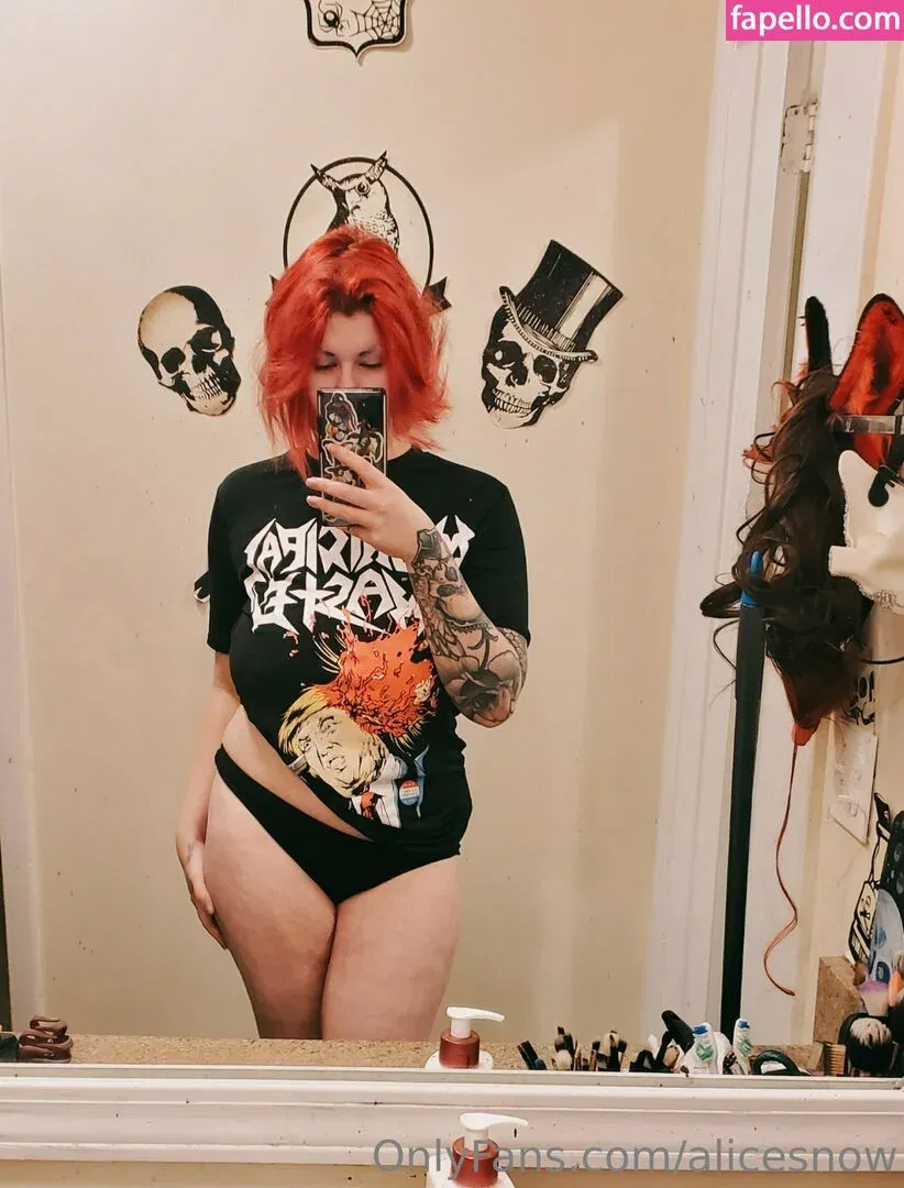 alicesnow / byalicesnow Onlyfans Photo Gallery 