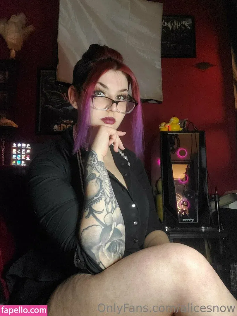 alicesnow / byalicesnow Onlyfans Photo Gallery 